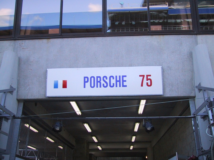 Image 208 of 540  -  122 kB