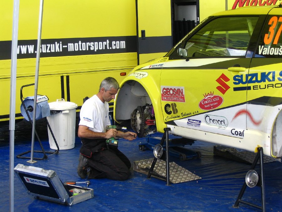 Image 33 of 336  -  139 kB