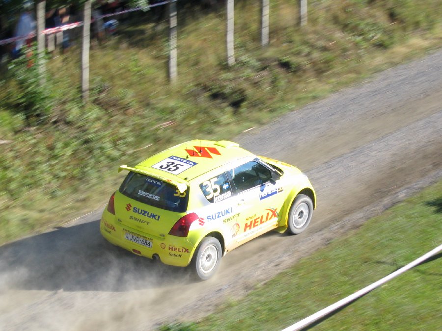 Image 98 of 336  -  125 kB