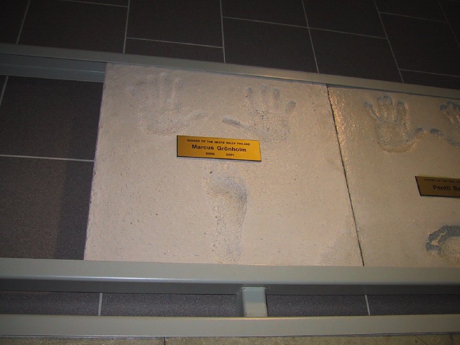 Image 126 of 336  -  89 kB