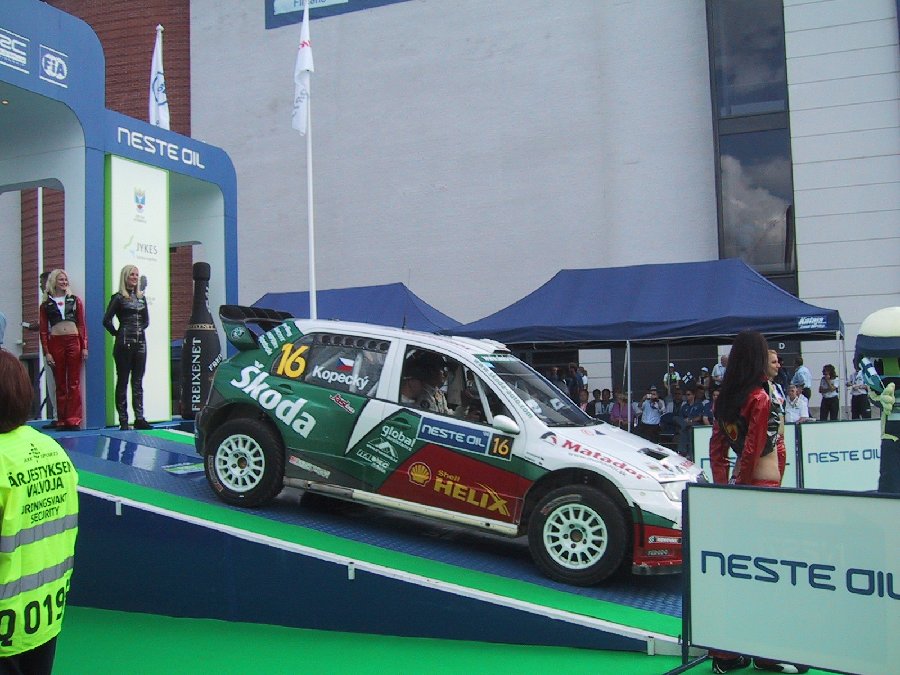 Image 251 of 336  -  126 kB