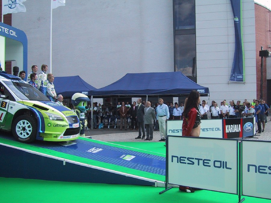 Image 298 of 336  -  125 kB